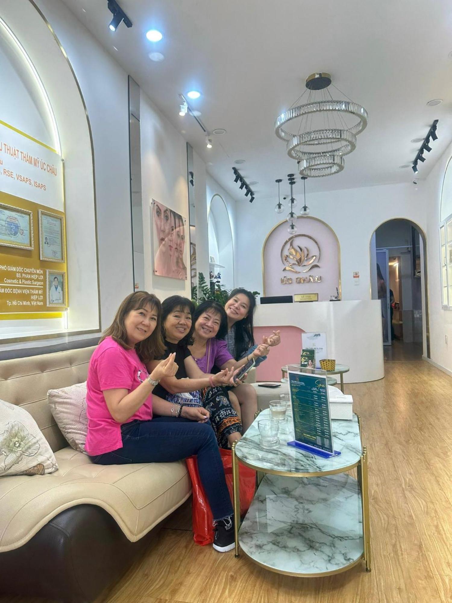 Golden Uc Chau House & Spa Bandar Ho Chi Minh Luaran gambar